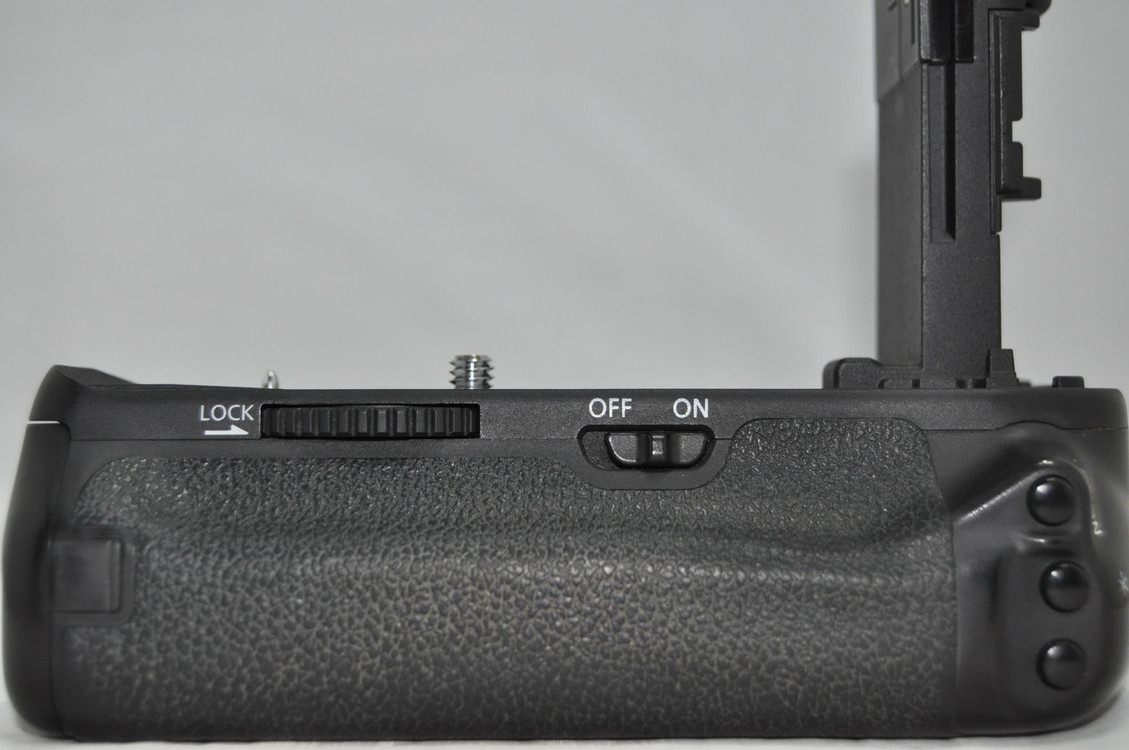 세로그립BG-E20.E21 E11.E13.E14 E16.E6.E18 니콘MB-D18.D.14.D10소니VG-C3E--5