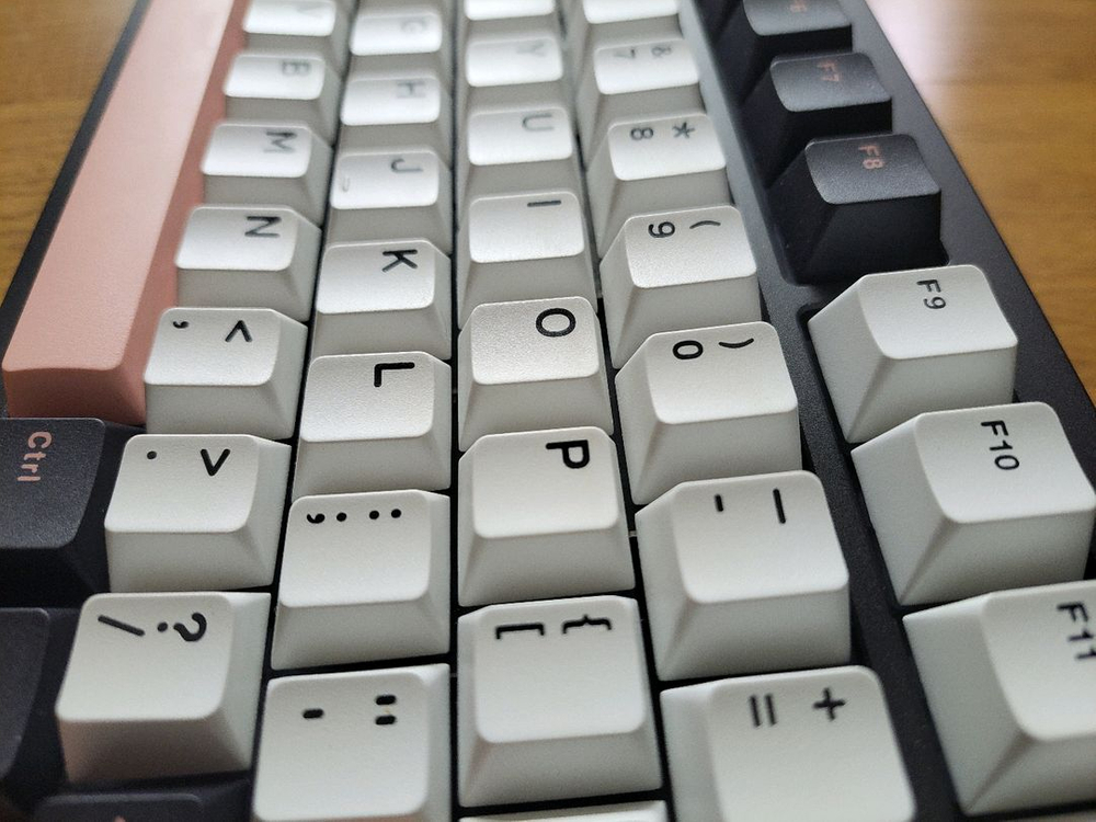 기계식키보드 웨이브75 배열 키캡 81키 올리비아 이미지