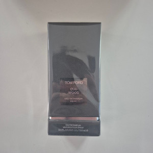 톰포드 오드우드 EDP 향수 100ml 판매합니다.