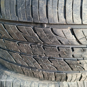 2556018 255/60R18 중고타이어 2본 금호팝니다