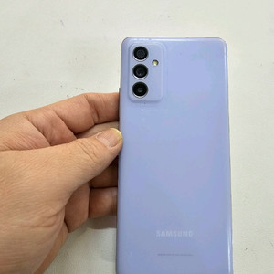 갤럭시 퀀텀2라벤더 정상공기기 이미지