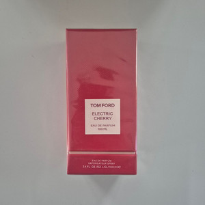 톰포드 일렉트리체리 EDP 향수 100ml 판매합니다.