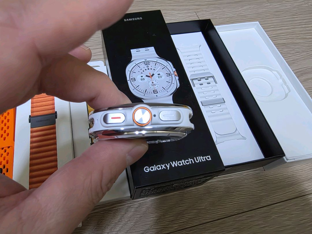 갤럭시워치7울트라 화이트 올갈이 후 미사용S급--2