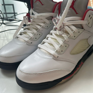 새상품 (270) 조던5 레트로 파이어레드 실버텅