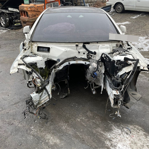 벤츠 W218 CLS63 AMG 142669 2014년 주행거리 확인불가 분해 판매합니다