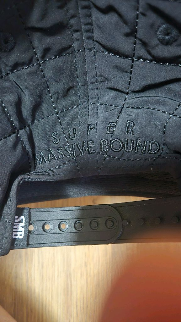 스냅백 2개-햇츠온 SUPER MASSIVE BOUND)과 메리다--2