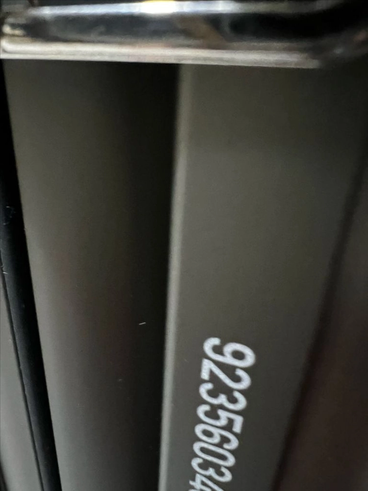 Rimowa 리모와 토파스 티타늄 캐빈 구형 56사이즈 이미지