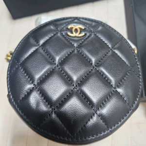 샤넬 탬버린 백 램스킨 이미지