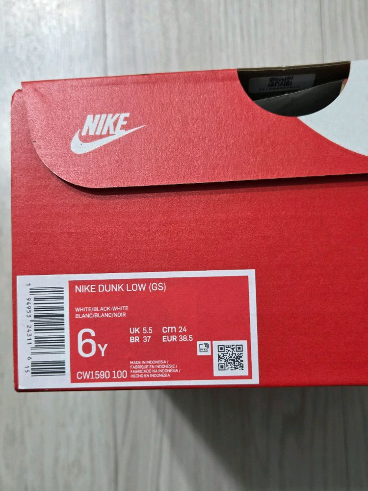 나이키 덩크 로우 GS 범고래 240mm 새상품 이미지