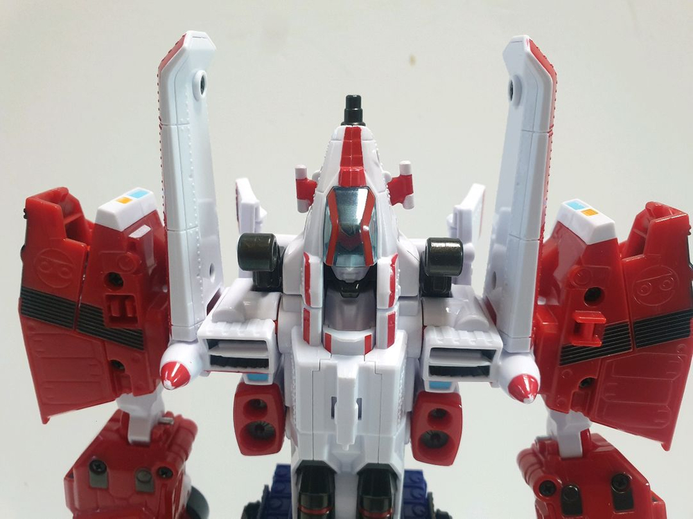 또봇 타이탄 V 이미지