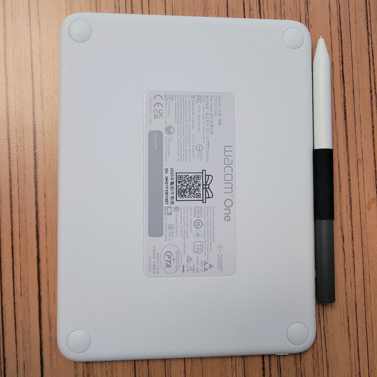 와콤 원 펜 타블렛 소형 CTC4110WL--1