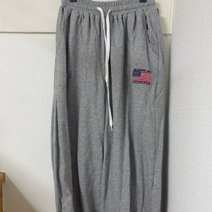 리스펙트 오버사이즈 팬츠