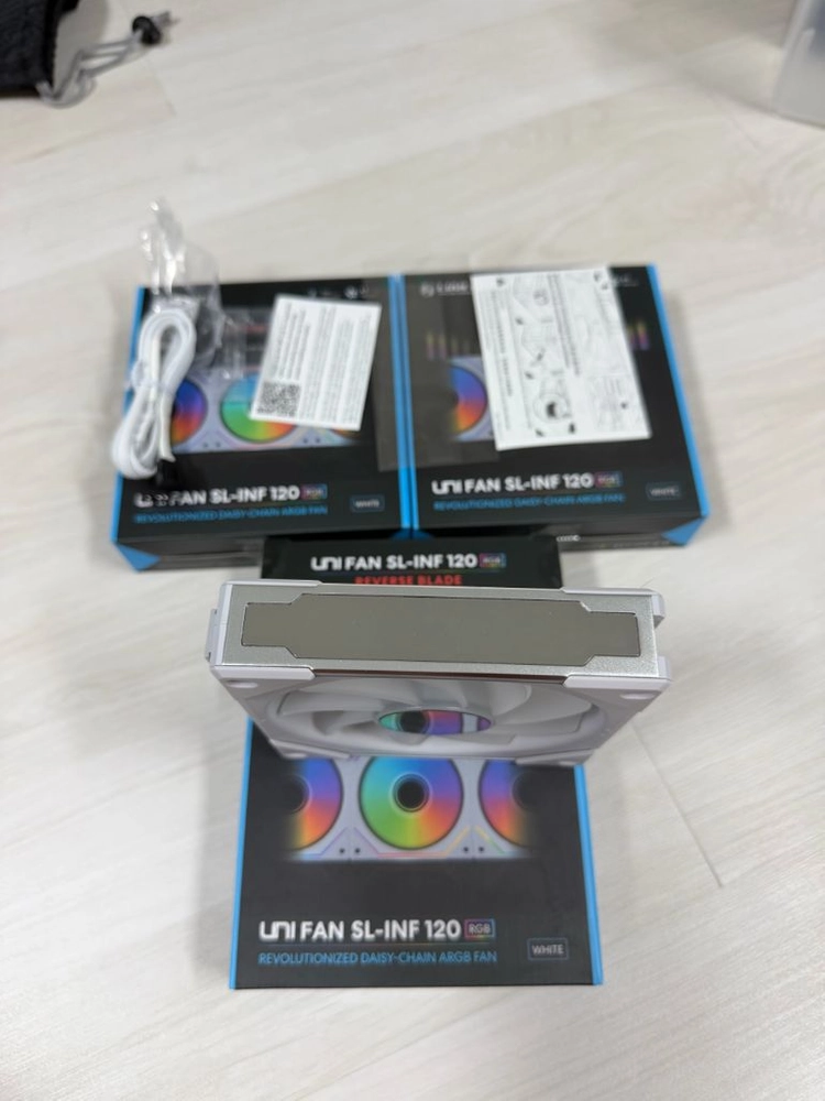 리안리 uni fan sl-inf 120 rgb(리버스) - 화이트 팝니다 이미지
