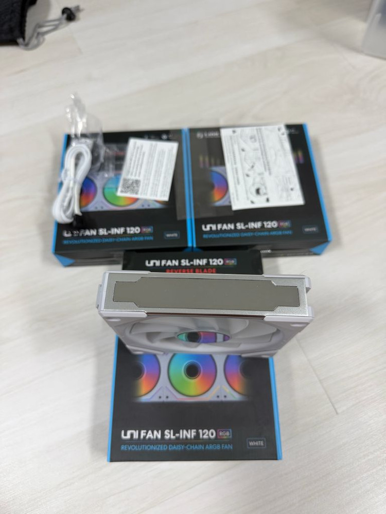 리안리 uni fan sl-inf 120 rgb(리버스) - 화이트 팝니다 이미지