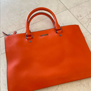 마이클코어스 가방 가죽 크로스 보관 새상품