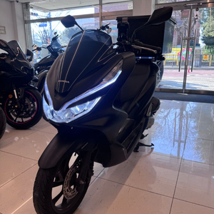19년식 pcx 짧은키로수 팝니다