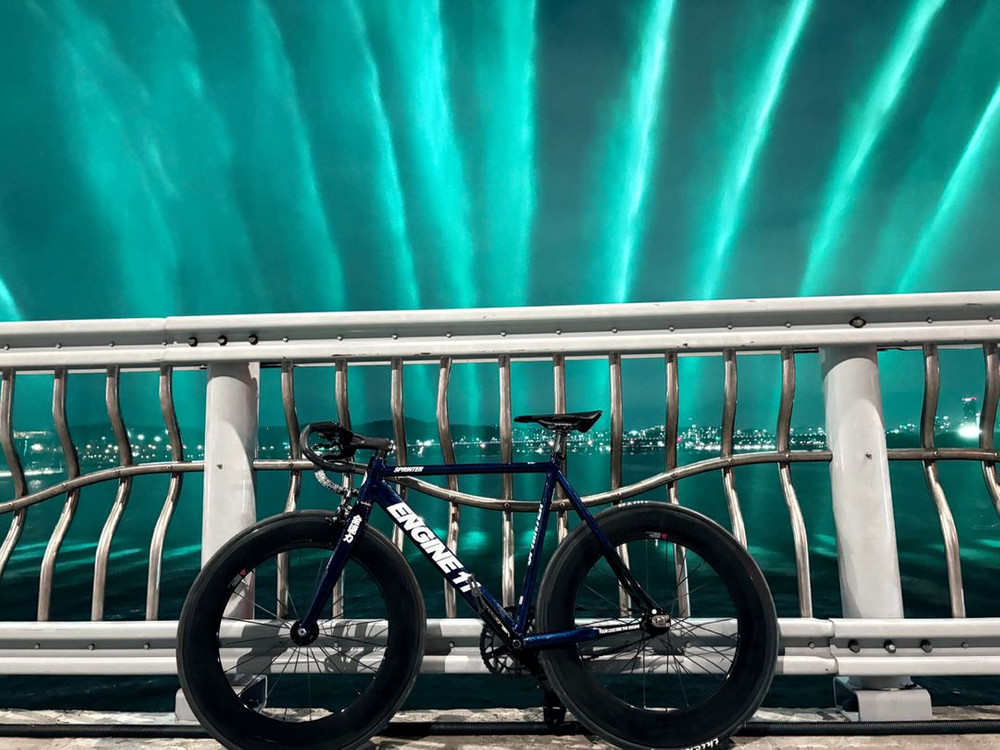 엔진11 스프린터 23년식 오션블루 m 이미지