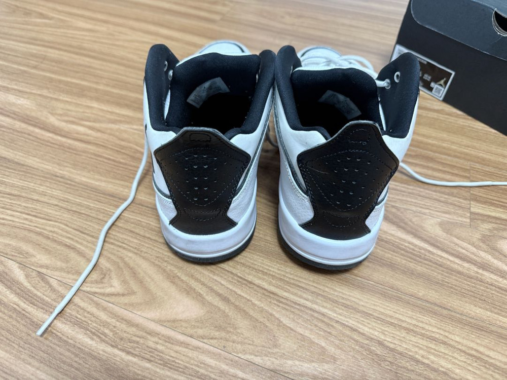 조던 코트사이드 흰검 운동화 280mm 이미지