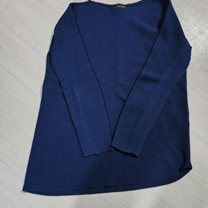 한섬 MINE 블루 니트