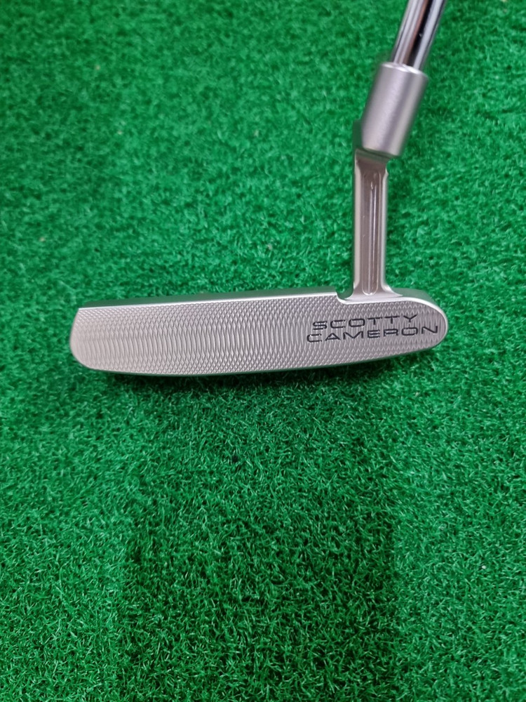 Scotty Cameron 스카티카메론 슈퍼 셀렉트 뉴포트 퍼터 이미지