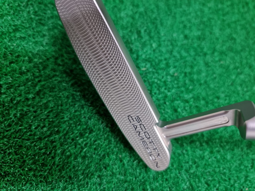 Scotty Cameron 스카티카메론 슈퍼 셀렉트 뉴포트 퍼터 이미지