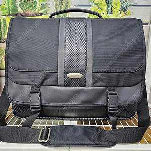 쌤소나이트 빅사이즈 15인치 노트북가방 메신저백 크로스백 BC81