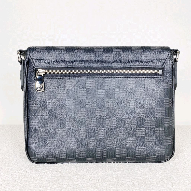루이비통 서류가방 디스트릭트 pm--1