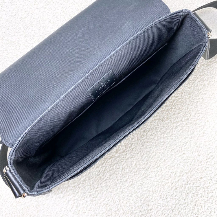 루이비통 서류가방 디스트릭트 pm--9