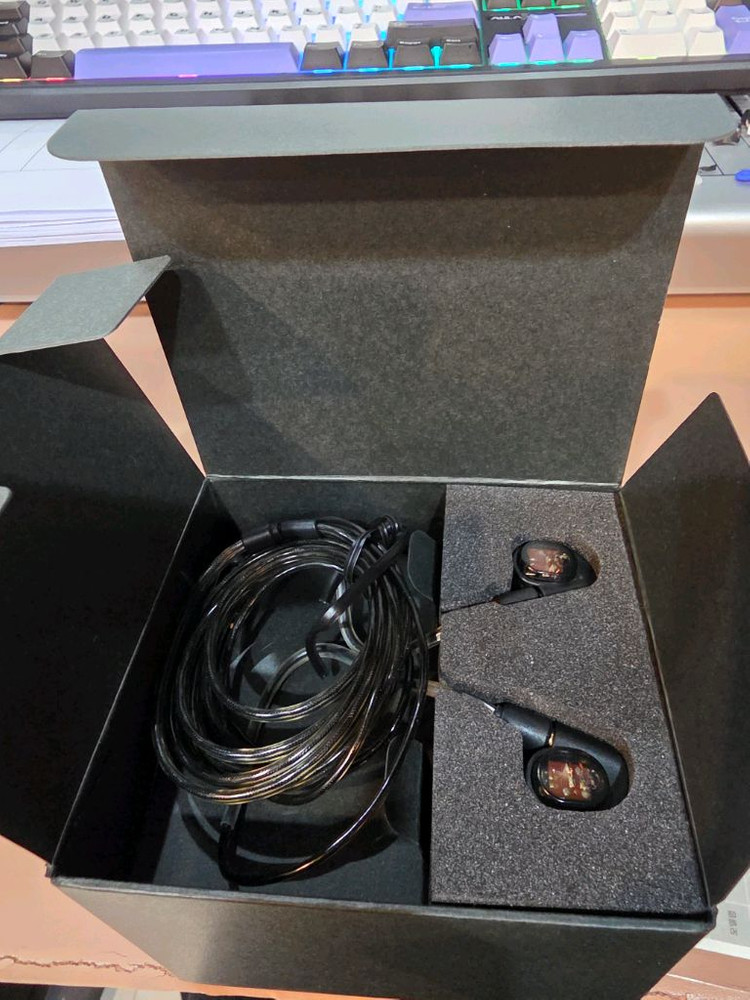 오디오테크니카 ATH-E70 이어폰--1