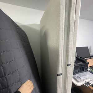 MITTZON 밋손 2개(1개 화이트보드 포함) 판매합니다.