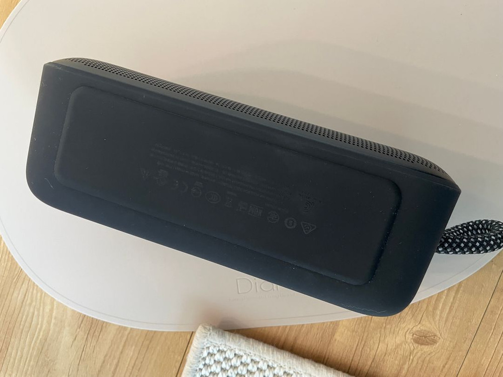 보스 사운드링크 플러스 포터블 스피커 판매합니다.--1