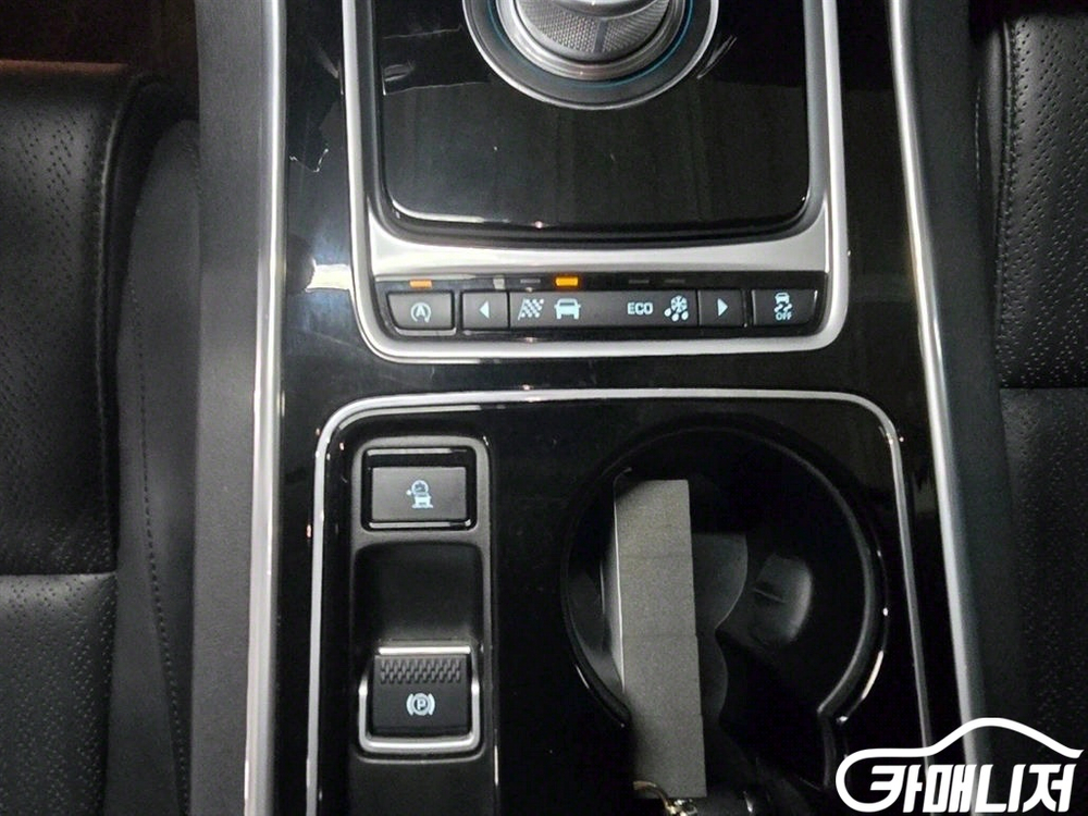 [재규어]XE 2.0D 프레스티지 (5인승) #2026년특가--8