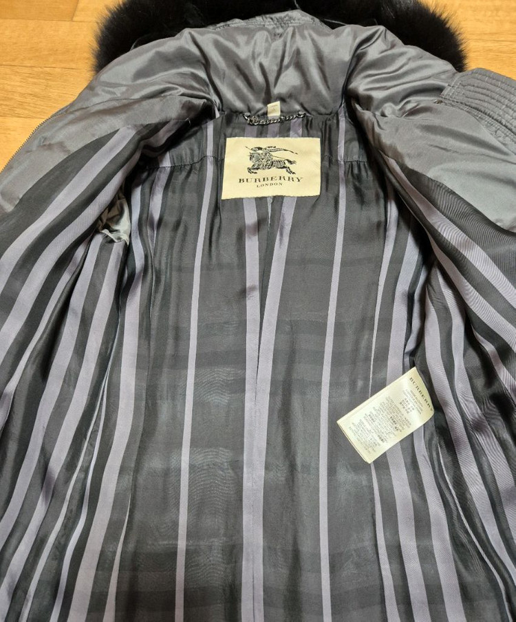 버버리 아비데일 패딩 다크그레이 (S 사이즈) 이미지