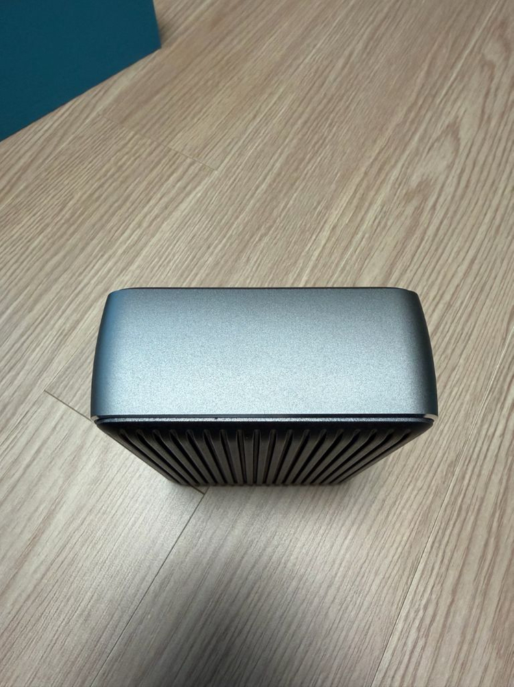 앤커 Anker 썬더볼트3 독 도킹스테이션 13-in-1 판매합니다--6