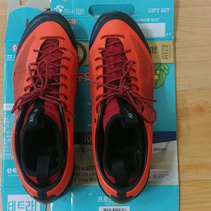 Arcteryx Acrux FL Shoes - 넬슨 정품 이미지