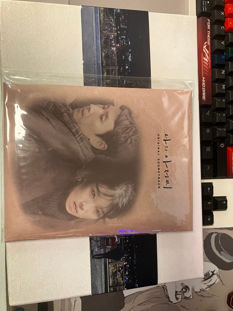 나의아저씨 블루레이+특전(권나라싸인)+대본집(미개봉)+OST 이미지