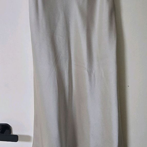 시에 조이플루이드 스커트 s 사이즈