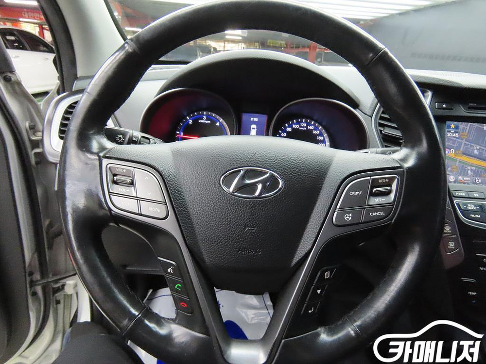 [현대]싼타페 DM 디젤 2WD 2.0 프리미엄 (7인승) #2026년특가 이미지