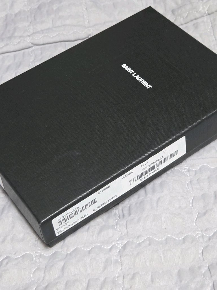 생로랑 카드지갑 카산드라 마틀라세 프라그먼트 플랩 카드 케이스 램스킨--8