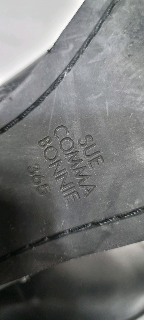 슈콤마보니 가죽 앵클부츠235 이미지