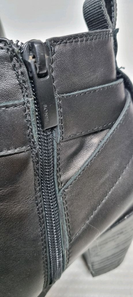 슈콤마보니 가죽 앵클부츠235 이미지