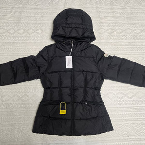 몽클레어 여성 패딩 점퍼 아보체