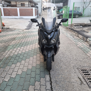 sym 크루심 300 짧은 킬로수 내외관 준수 차량 저렴하게 급처분 합니다 소모품 짱짱...