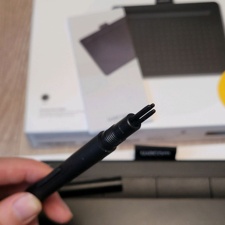 와콤 인튜어스 CTL-4100--7