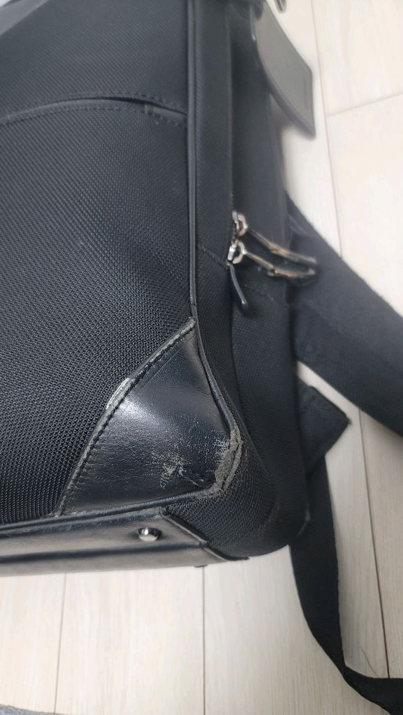 샘소나이트 브리프케이스 백팩 이미지