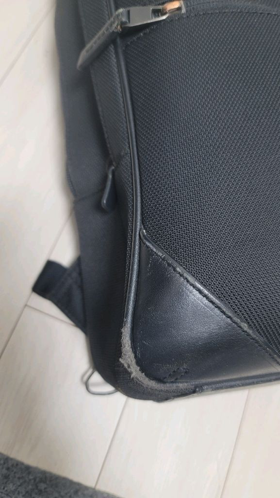 샘소나이트 브리프케이스 백팩 이미지