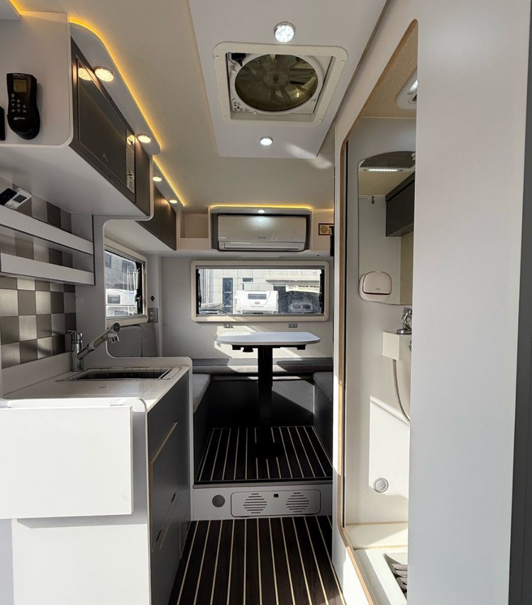 봉고3 캠핑카 휴먼560--7