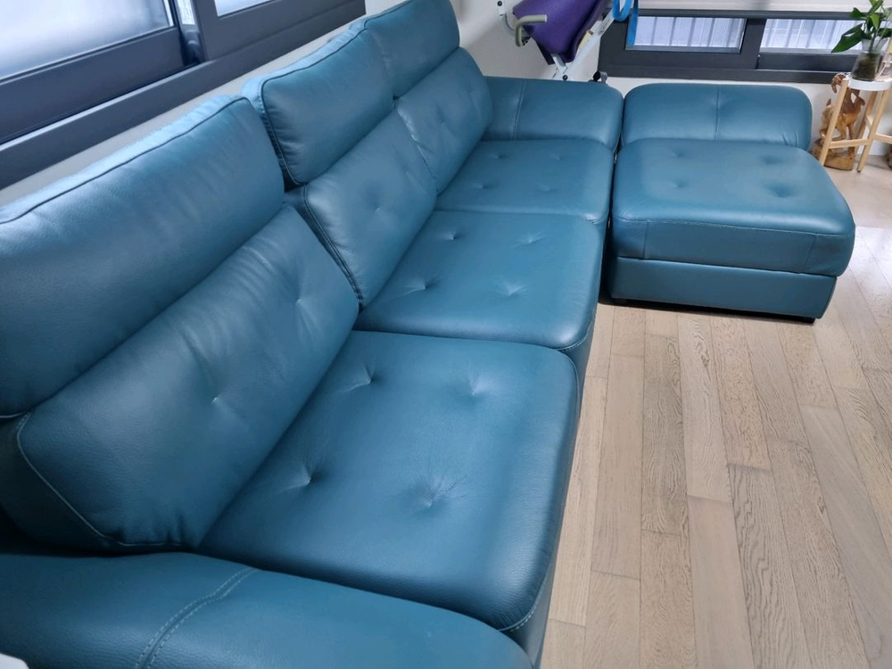 살론 네츄럴 천연 가죽 4인용 카우치 소파 이미지