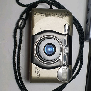 코니카 z-up 70 super 필름카메라 / 빈티지 레트로 로모 앤틱 y2k 감성 필카 일본 인테리어