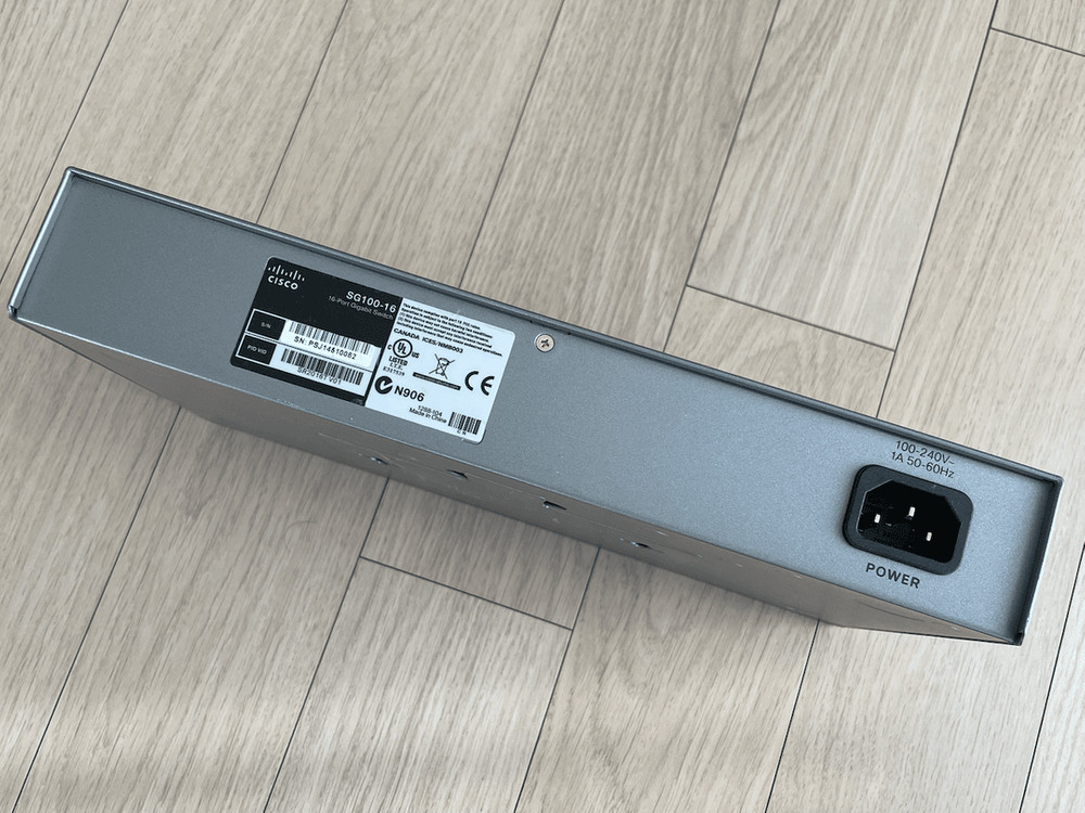 시스코 SG100 16포트 기가비트 스위치 허브--5